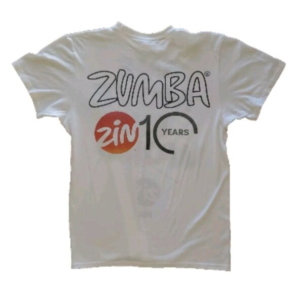 Zumba Wear "We Move The World" T-Shirt One Size Fits Most White - Picture 2 of 8